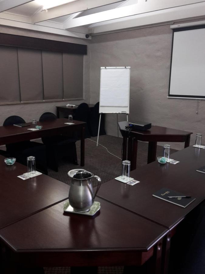 Cornerstone Guest Lodge Pretoria-Noord Extérieur photo