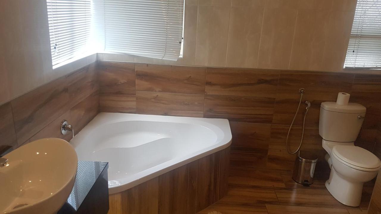 Cornerstone Guest Lodge Pretoria-Noord Extérieur photo