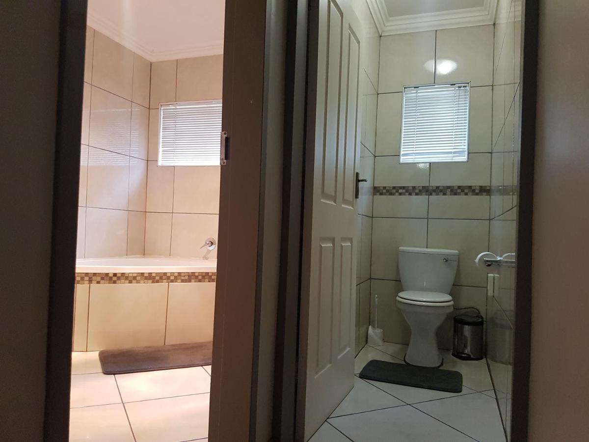 Cornerstone Guest Lodge Pretoria-Noord Extérieur photo