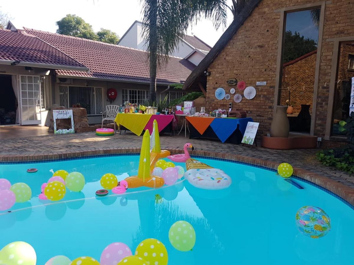 Cornerstone Guest Lodge Pretoria-Noord Extérieur photo
